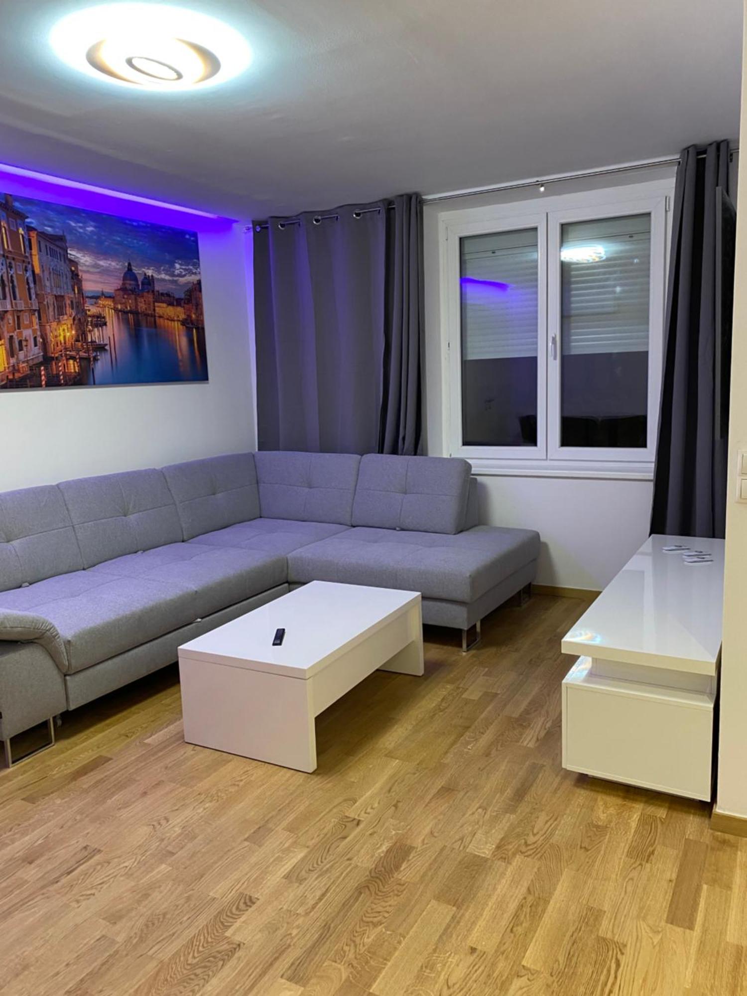 Neicapartmentlandskron 1010 Wina Bagian luar foto